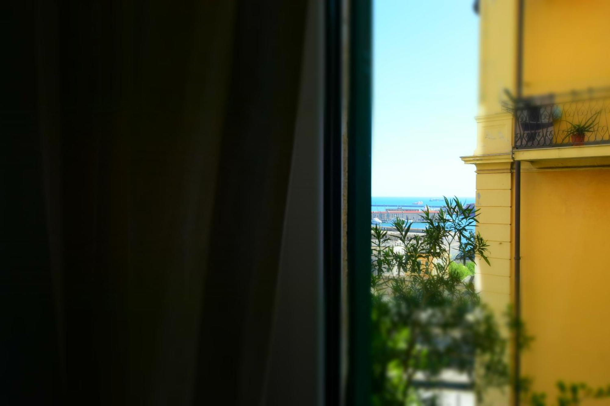 Apartment La Casa Sulla Mattonata, Con Vista Vicino Stazione Principe